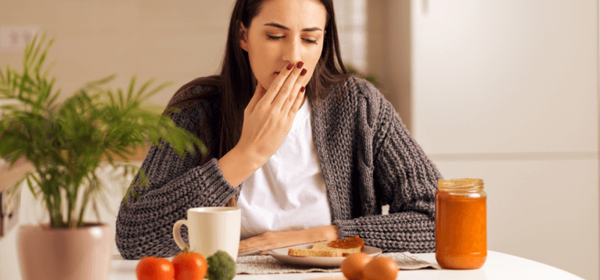 Pregnant women looking at meal 